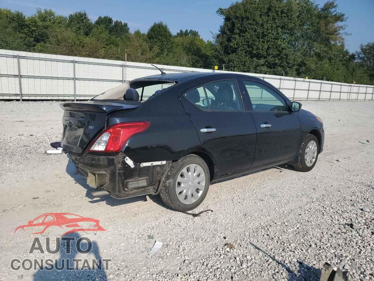 NISSAN VERSA 2019 - 3N1CN7AP3KL810086