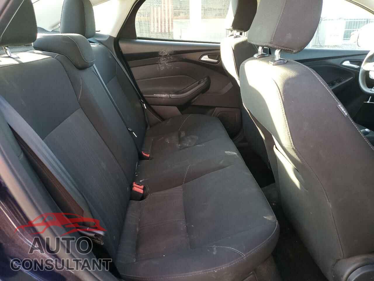 FORD FOCUS 2017 - 1FADP3H26HL257989