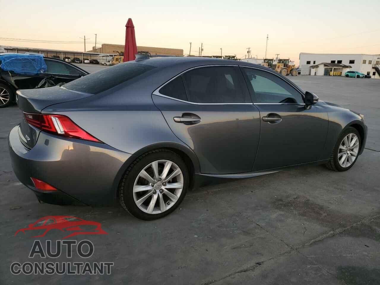 LEXUS IS 2014 - JTHBF1D20E5017821