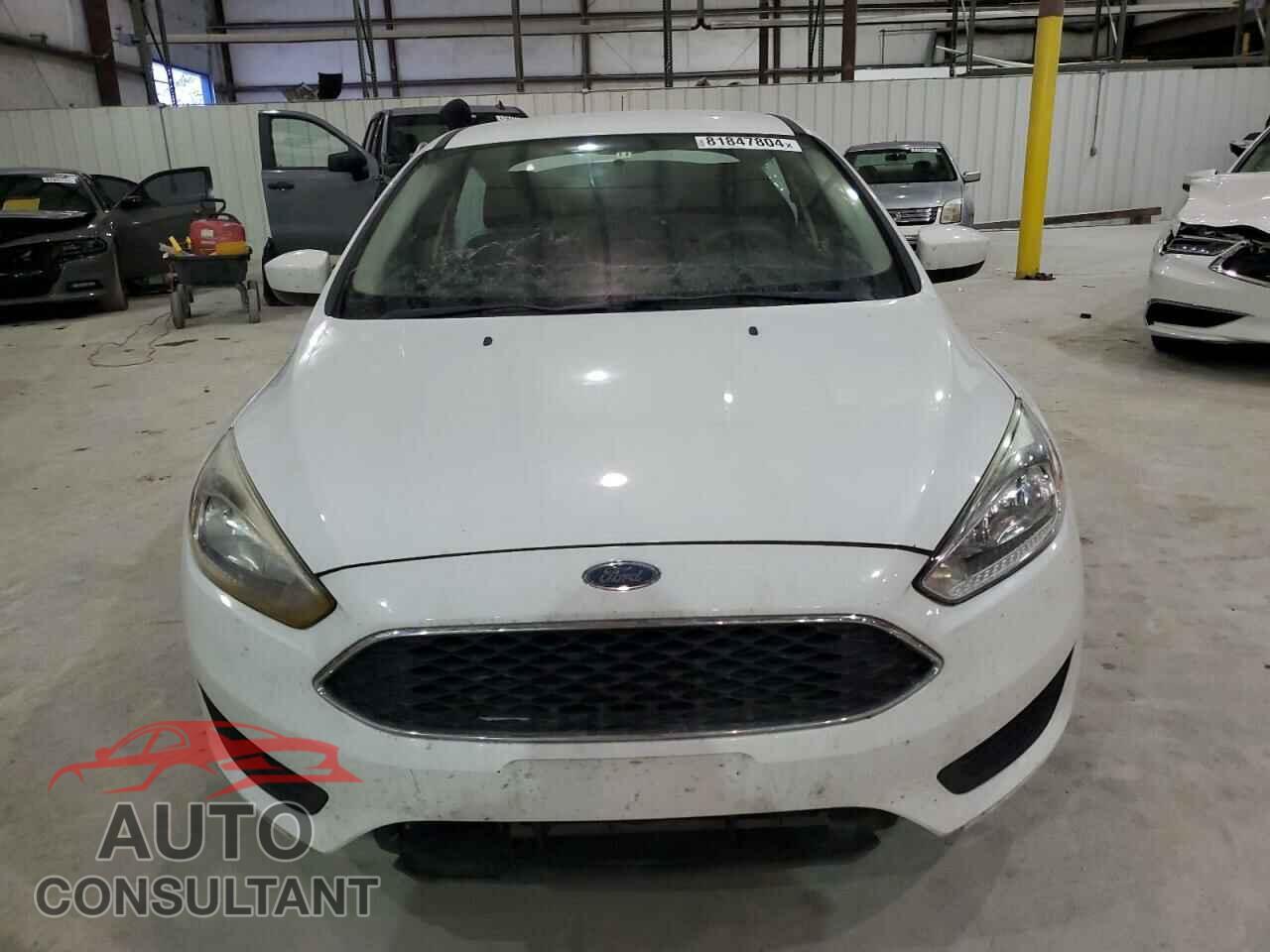 FORD FOCUS 2018 - 1FADP3FEXJL267928