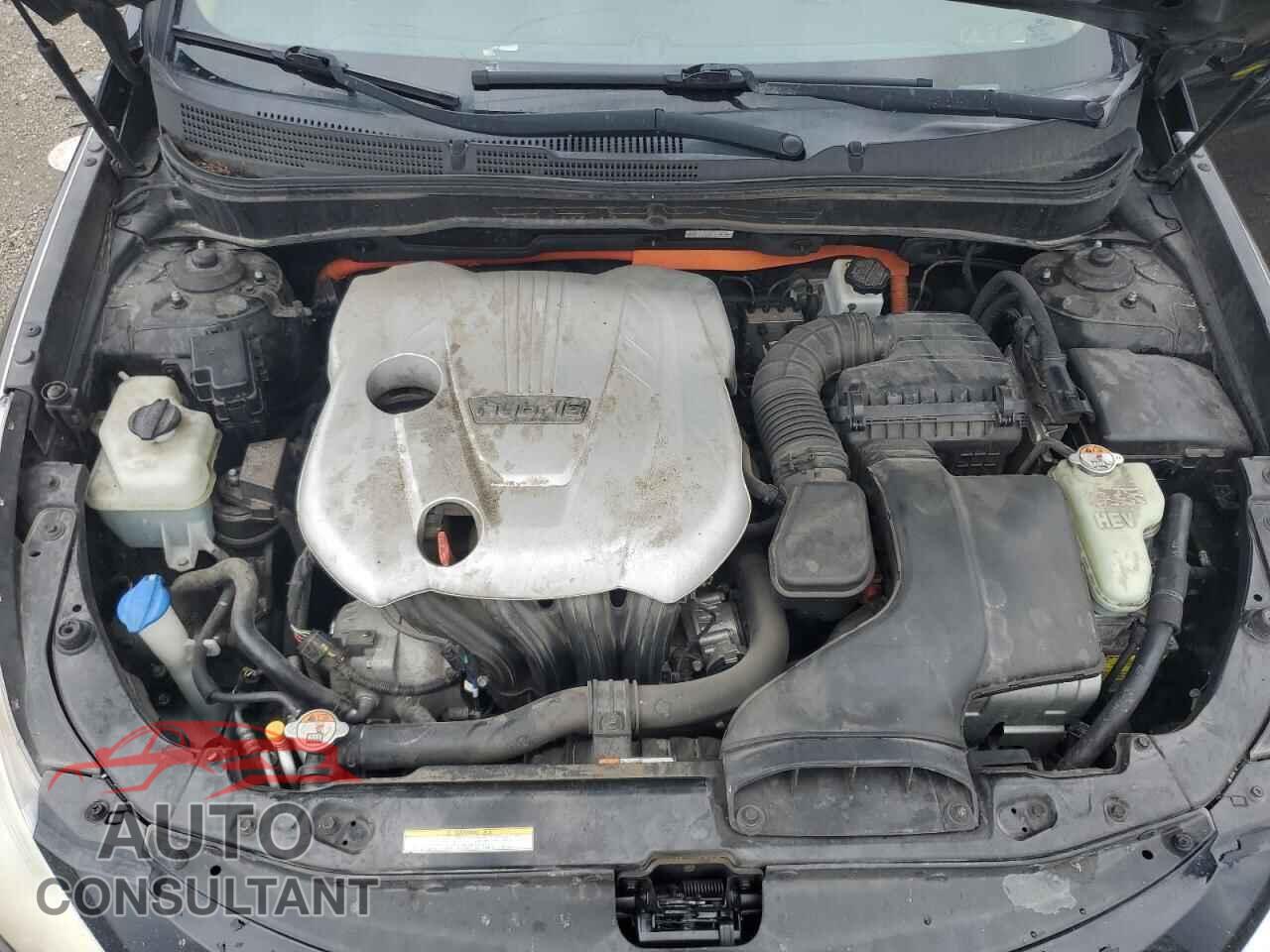 HYUNDAI SONATA 2012 - KMHEC4A43CA025149
