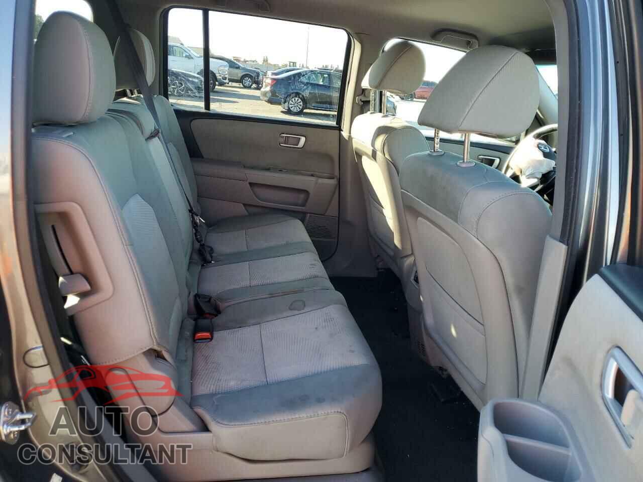 HONDA PILOT 2013 - 5FNYF4H25DB077498
