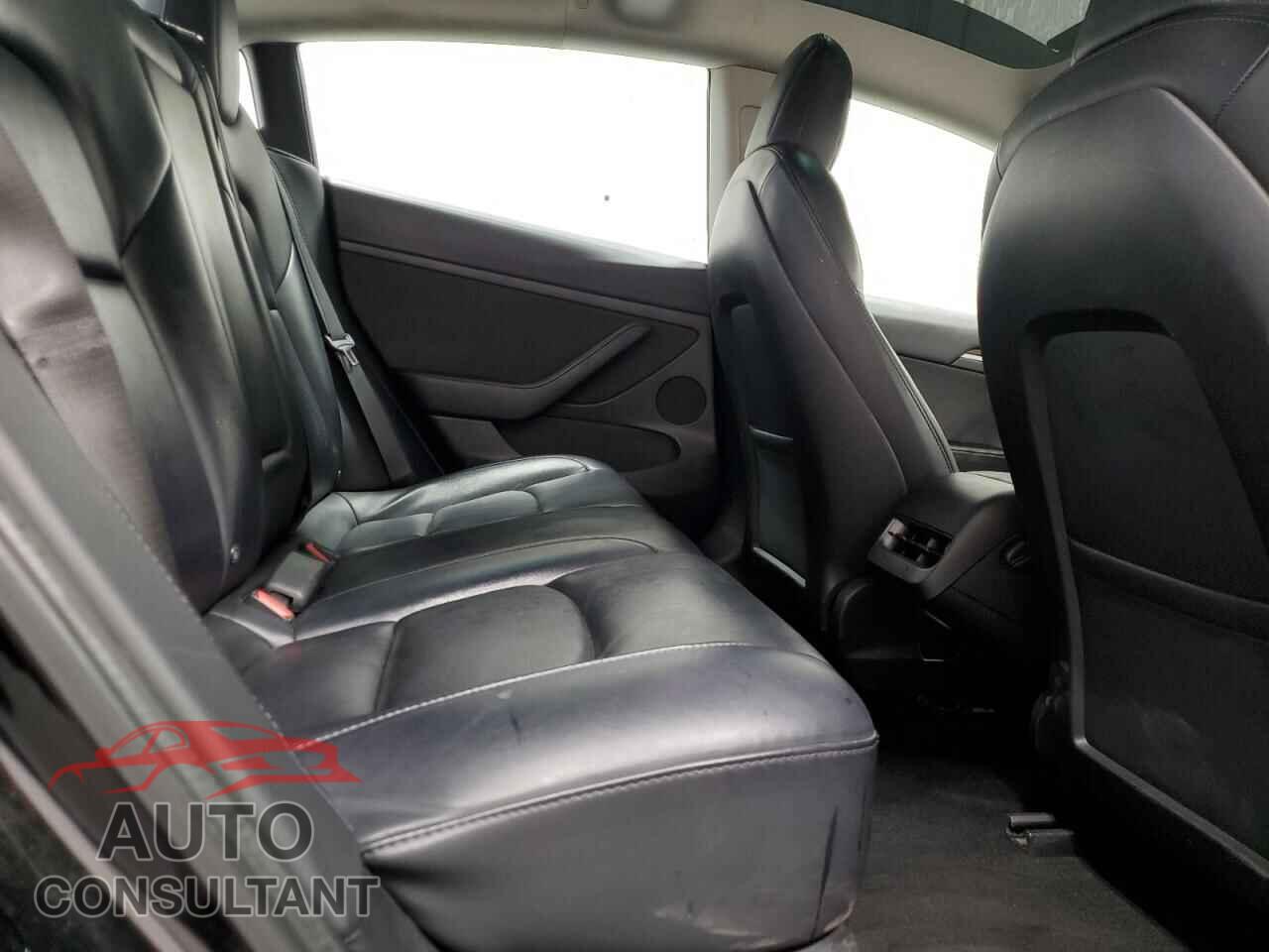 TESLA MODEL 3 2022 - 5YJ3E1EB2NF304891