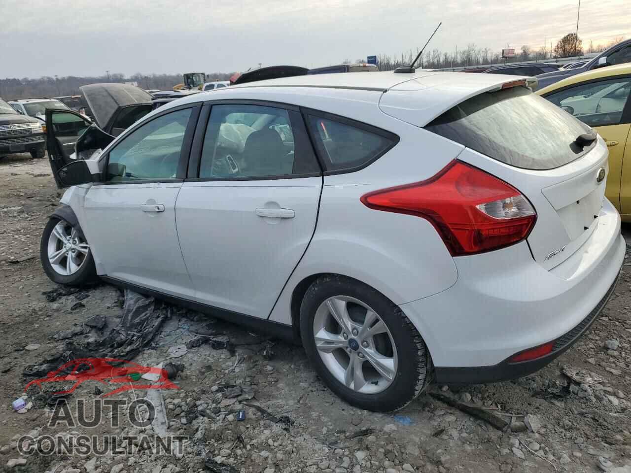 FORD FOCUS 2013 - 1FADP3K27DL263237