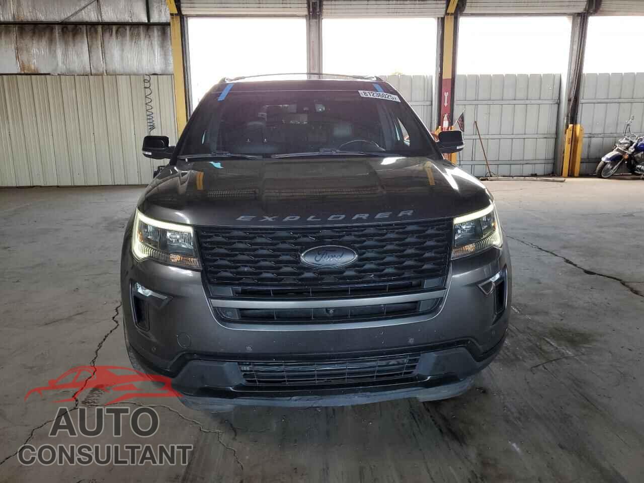FORD EXPLORER 2018 - 1FM5K8GT1JGB09750