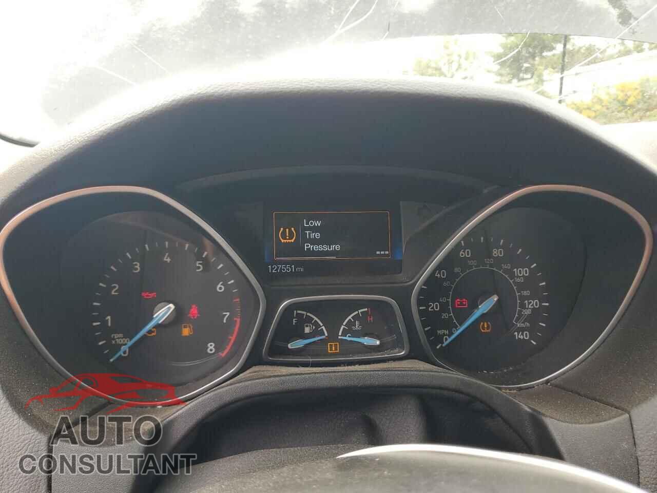 FORD FOCUS 2015 - 1FADP3F25FL356254