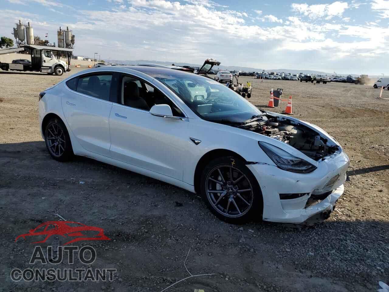 TESLA MODEL 3 2018 - 5YJ3E1EA6JF162045