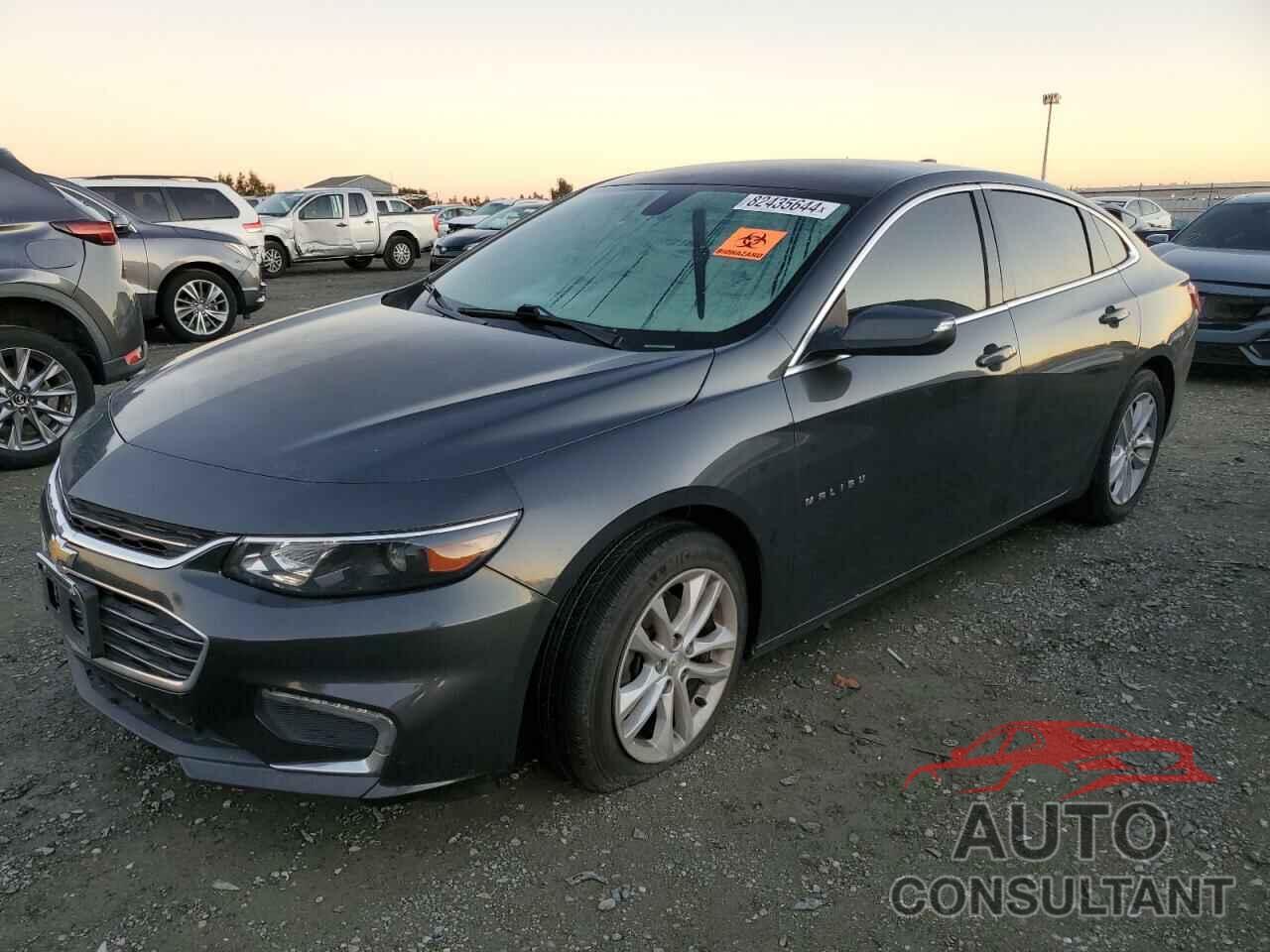 CHEVROLET MALIBU 2017 - 1G1ZE5ST9HF185910