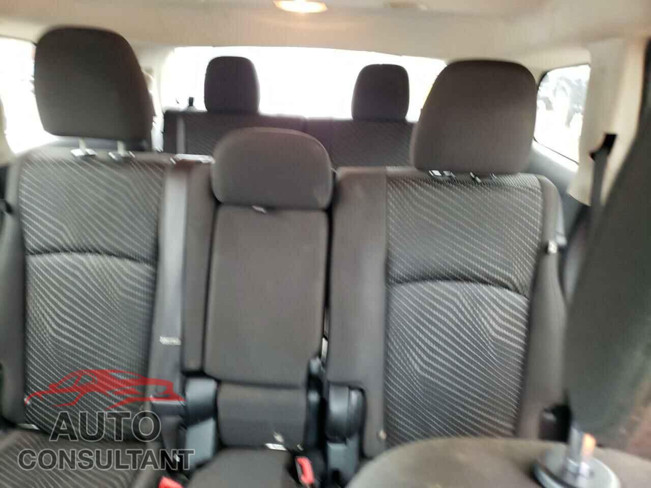 DODGE JOURNEY 2017 - 3C4PDCBG7HT531225
