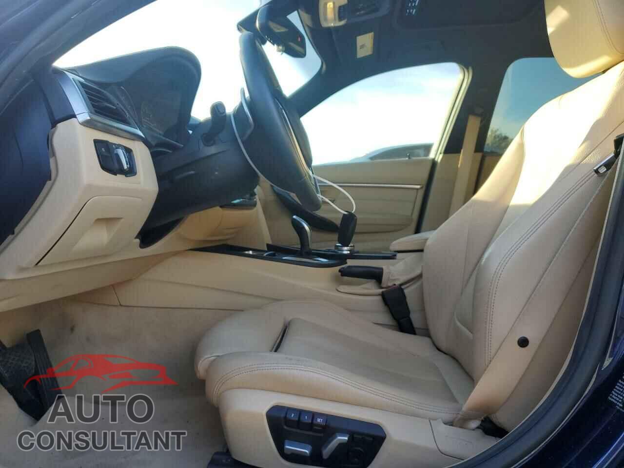 BMW 3 SERIES 2016 - WBA8E9G55GNU29347