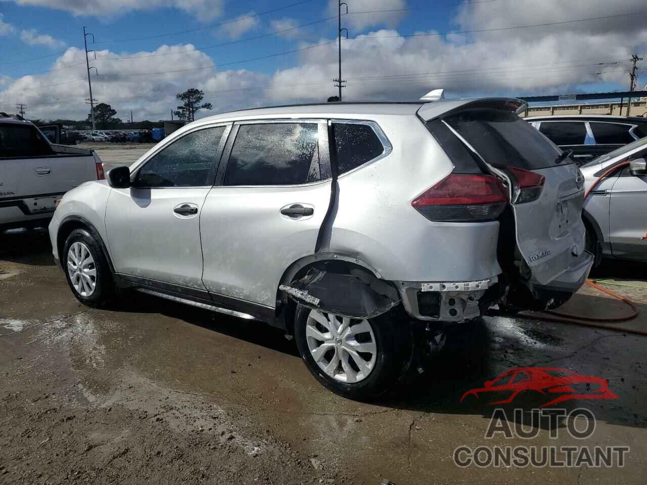 NISSAN ROGUE 2018 - 5N1AT2MT0JC703900