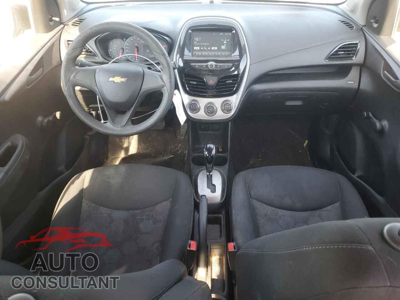 CHEVROLET SPARK 2017 - KL8CB6SA8HC719158