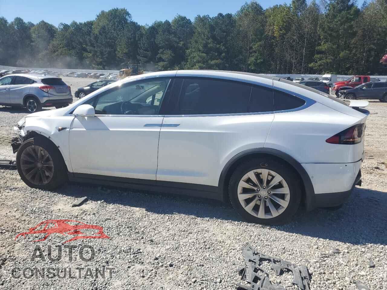 TESLA MODEL X 2018 - 5YJXCBE21JF112398