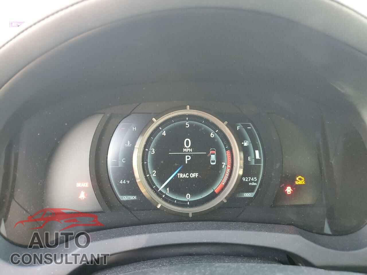 LEXUS IS 2015 - JTHCF1D26F5016985