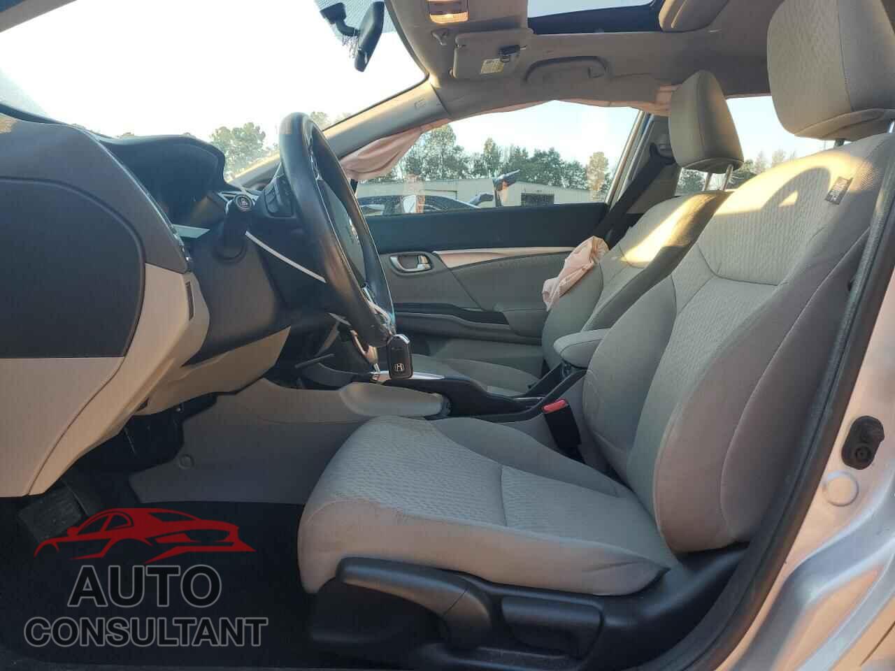 HONDA CIVIC 2015 - 19XFB2F8XFE055049