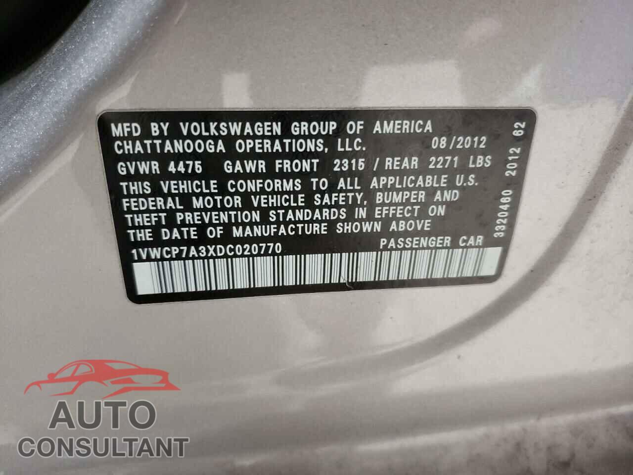 VOLKSWAGEN PASSAT 2013 - 1VWCP7A3XDC020770