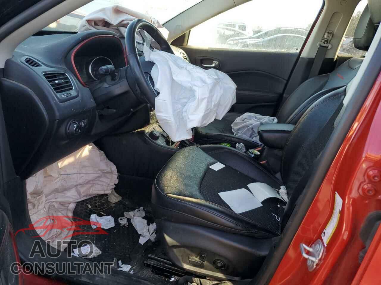 JEEP COMPASS 2021 - 3C4NJDDB1MT501171