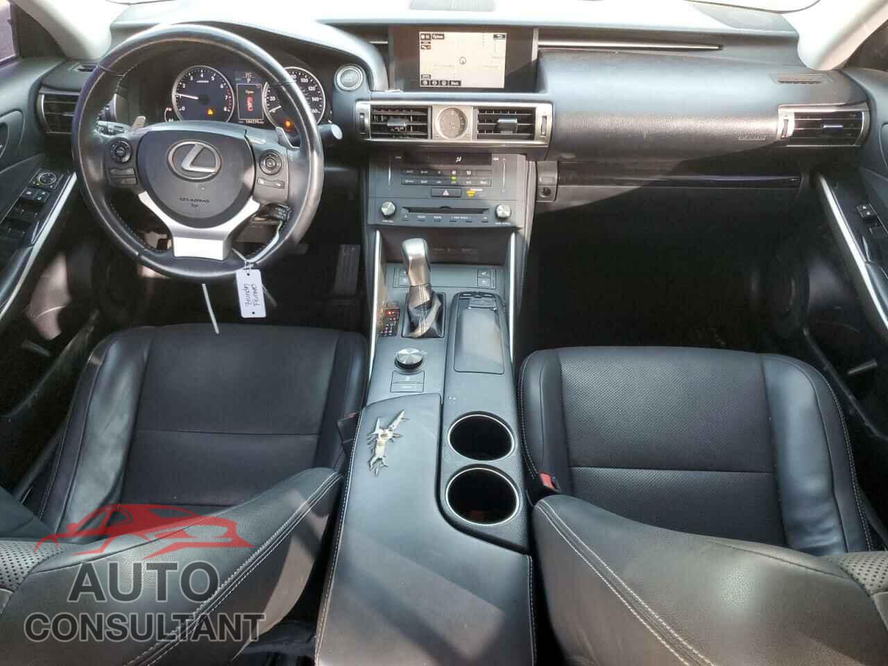 LEXUS IS 2015 - JTHBF1D20F5051727