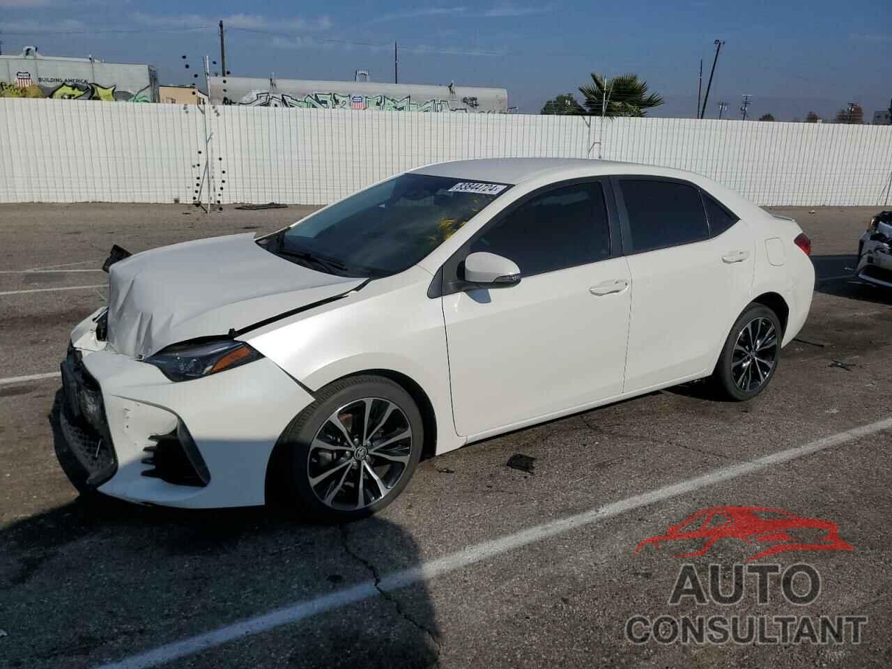 TOYOTA COROLLA 2018 - 5YFBURHE9JP828296