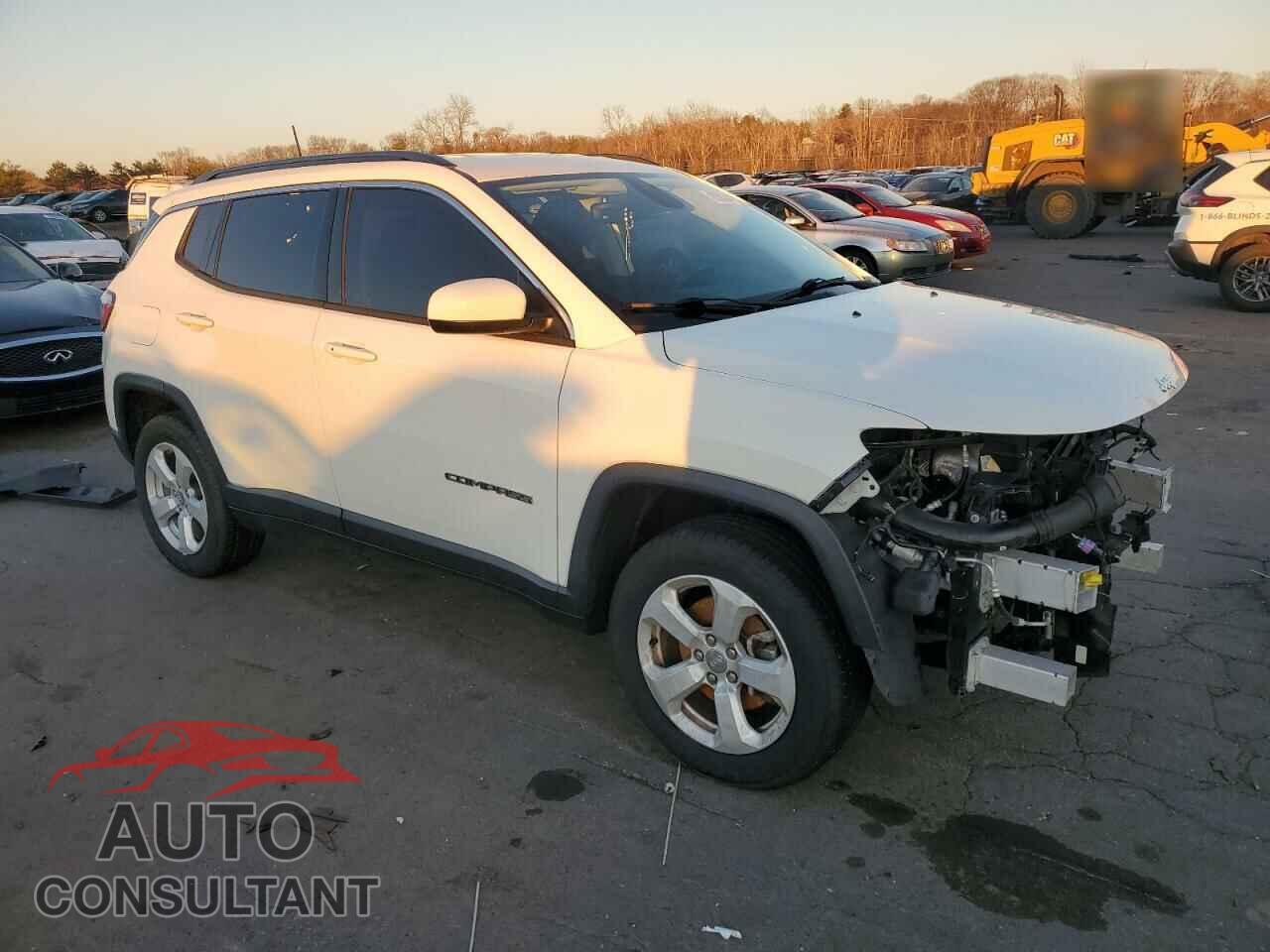 JEEP COMPASS 2018 - 3C4NJDBB4JT418347