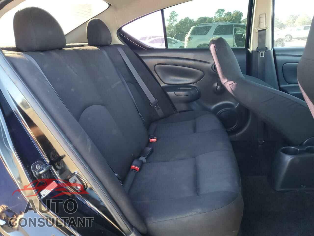 NISSAN VERSA 2017 - 3N1CN7AP3HL902159