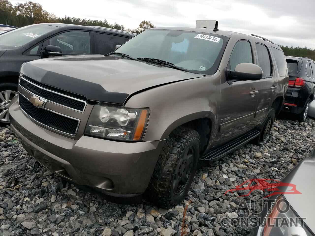 CHEVROLET TAHOE 2011 - 1GNSCAE0XBR152341