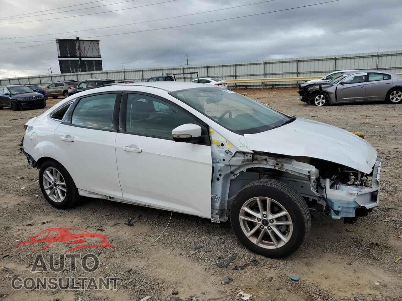 FORD FOCUS 2016 - 1FADP3F28GL377276
