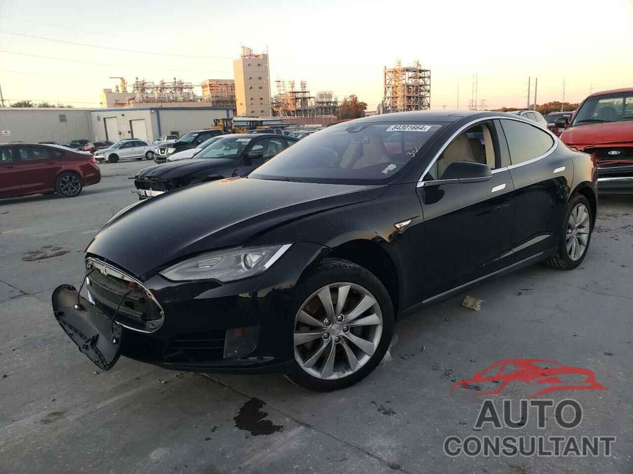 TESLA MODEL S 2015 - 5YJSA1H1XFF090034