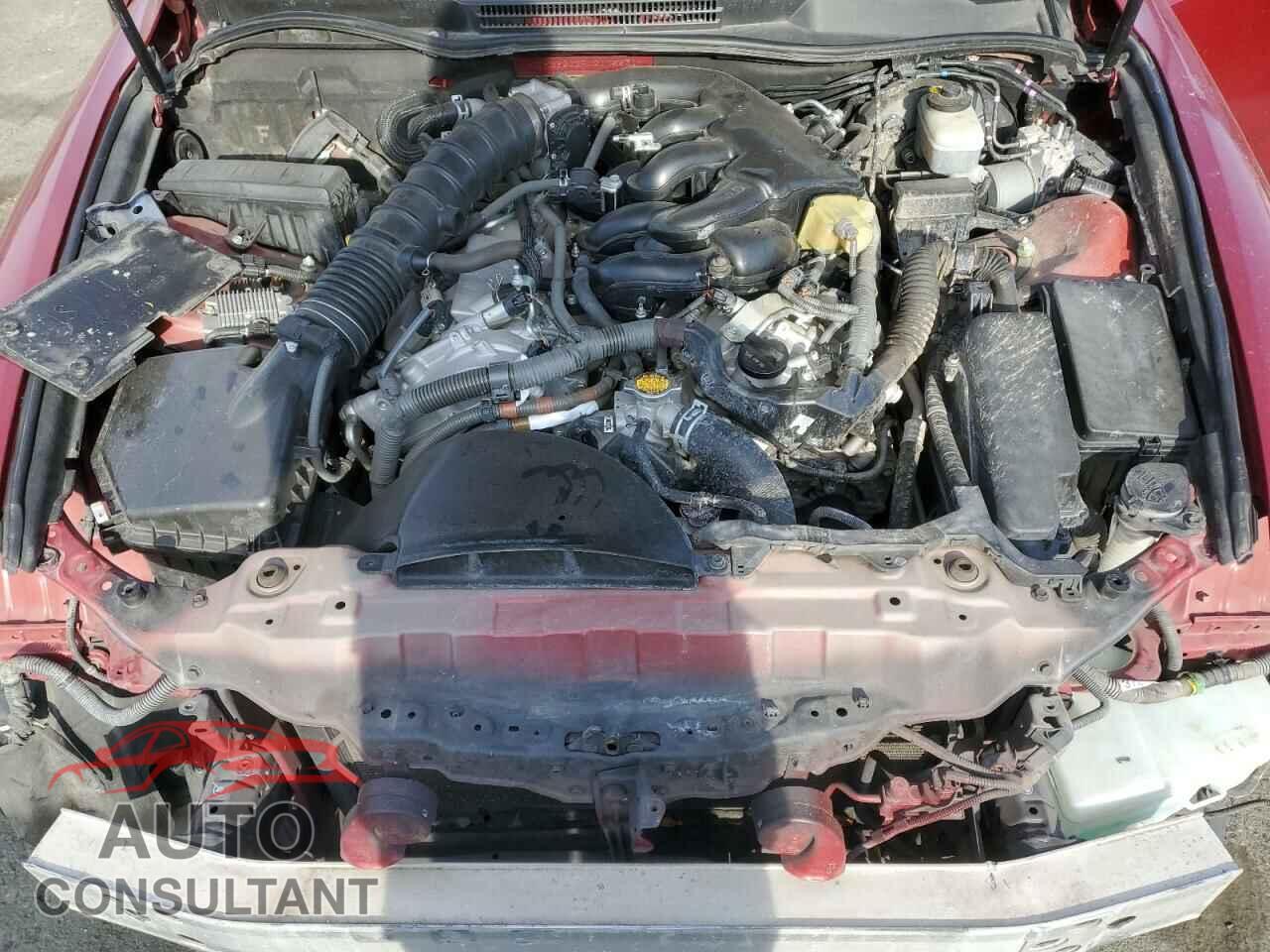 LEXUS IS 2012 - JTHBF5C25C2102631