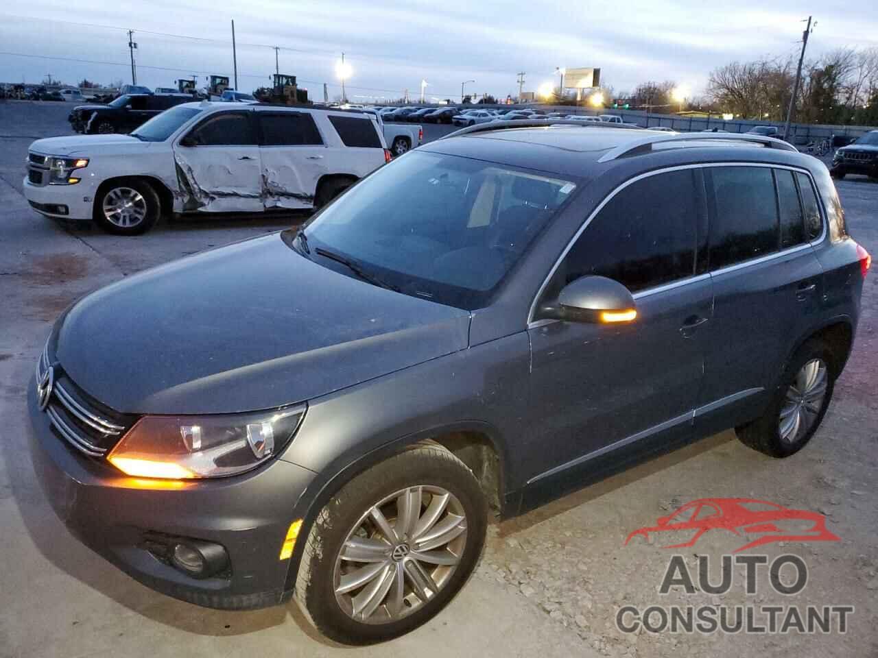 VOLKSWAGEN TIGUAN 2015 - WVGAV7AX8FW513699