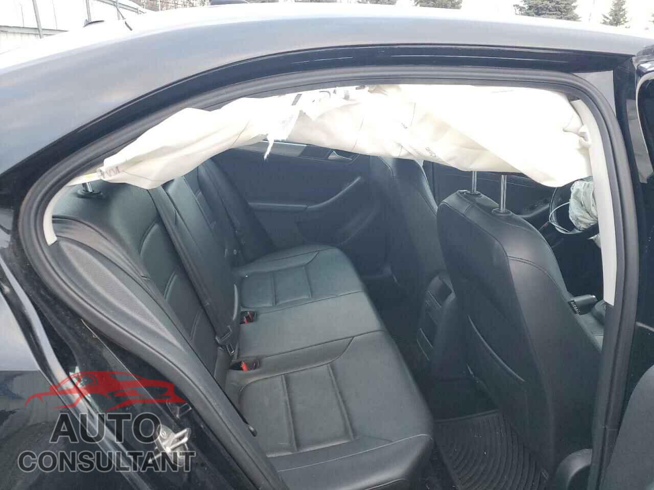 VOLKSWAGEN JETTA 2017 - 3VWDB7AJXHM294055