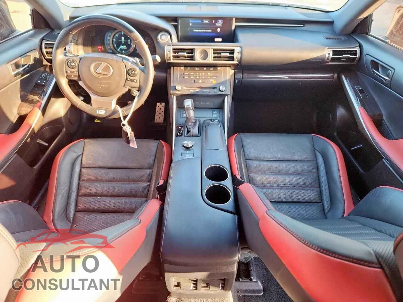 LEXUS IS 2015 - JTHBF1D22F5063894