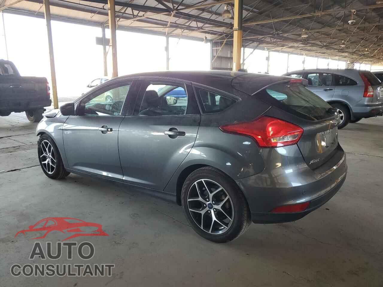 FORD FOCUS 2017 - 1FADP3M25HL212032