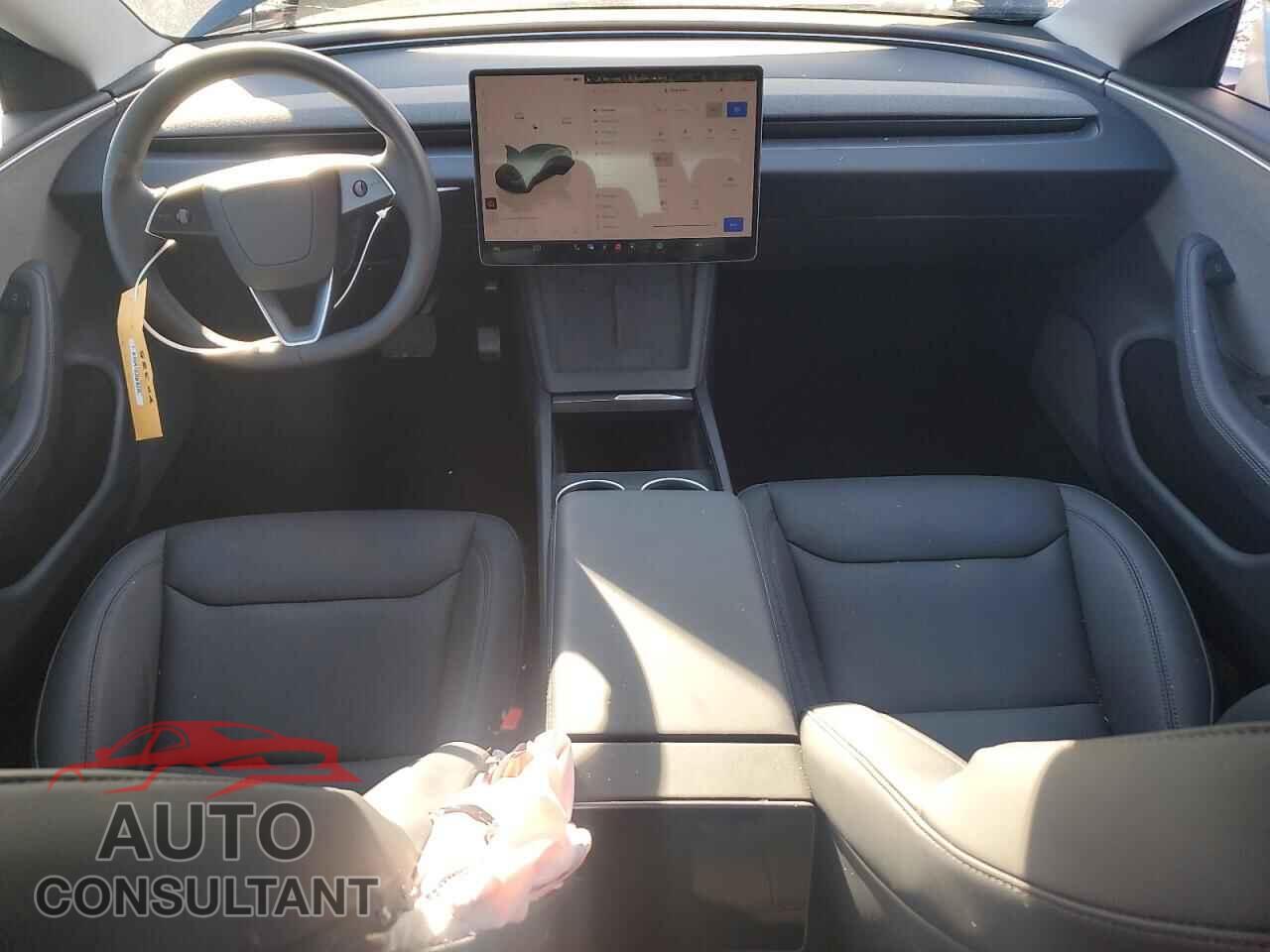 TESLA MODEL 3 2025 - 5YJ3E1EA6SF013510