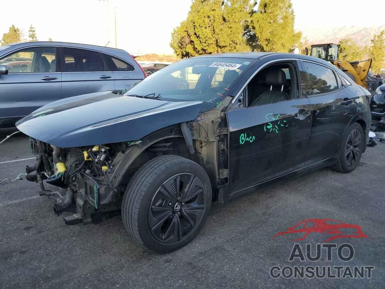 HONDA CIVIC 2017 - SHHFK7H78HU413584