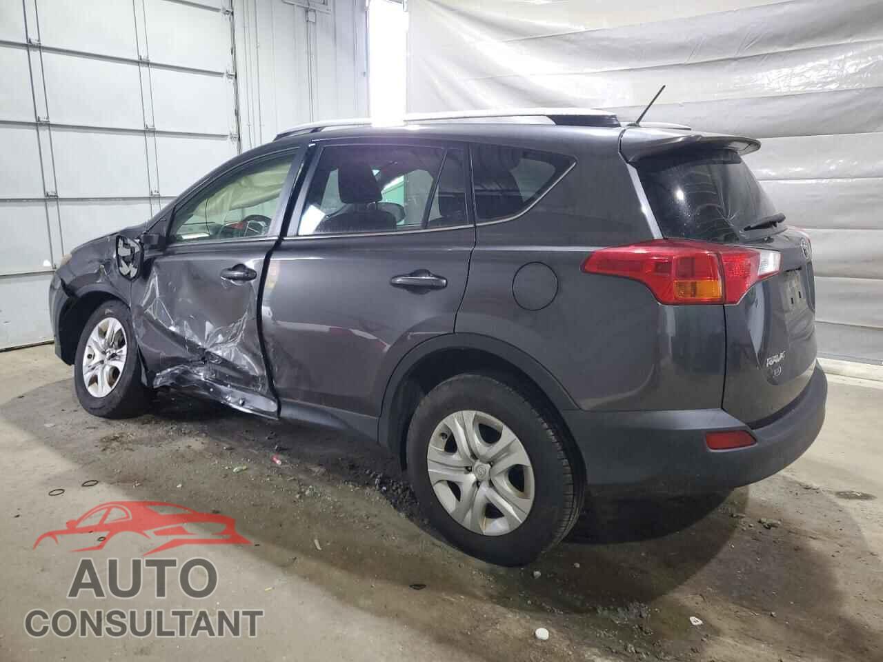 TOYOTA RAV4 2015 - JTMBFREV9FJ034795