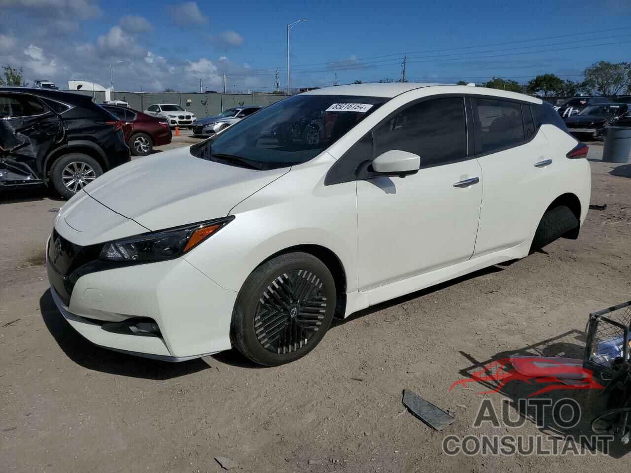 NISSAN LEAF 2023 - 1N4CZ1CV4PC552924