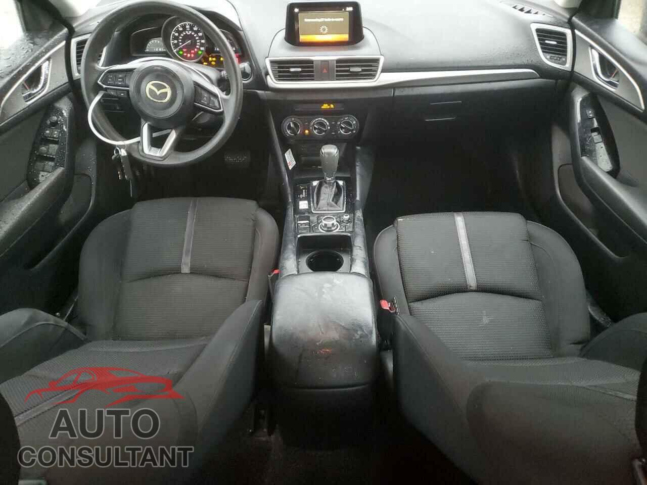 MAZDA 3 2017 - 3MZBN1U77HM132265