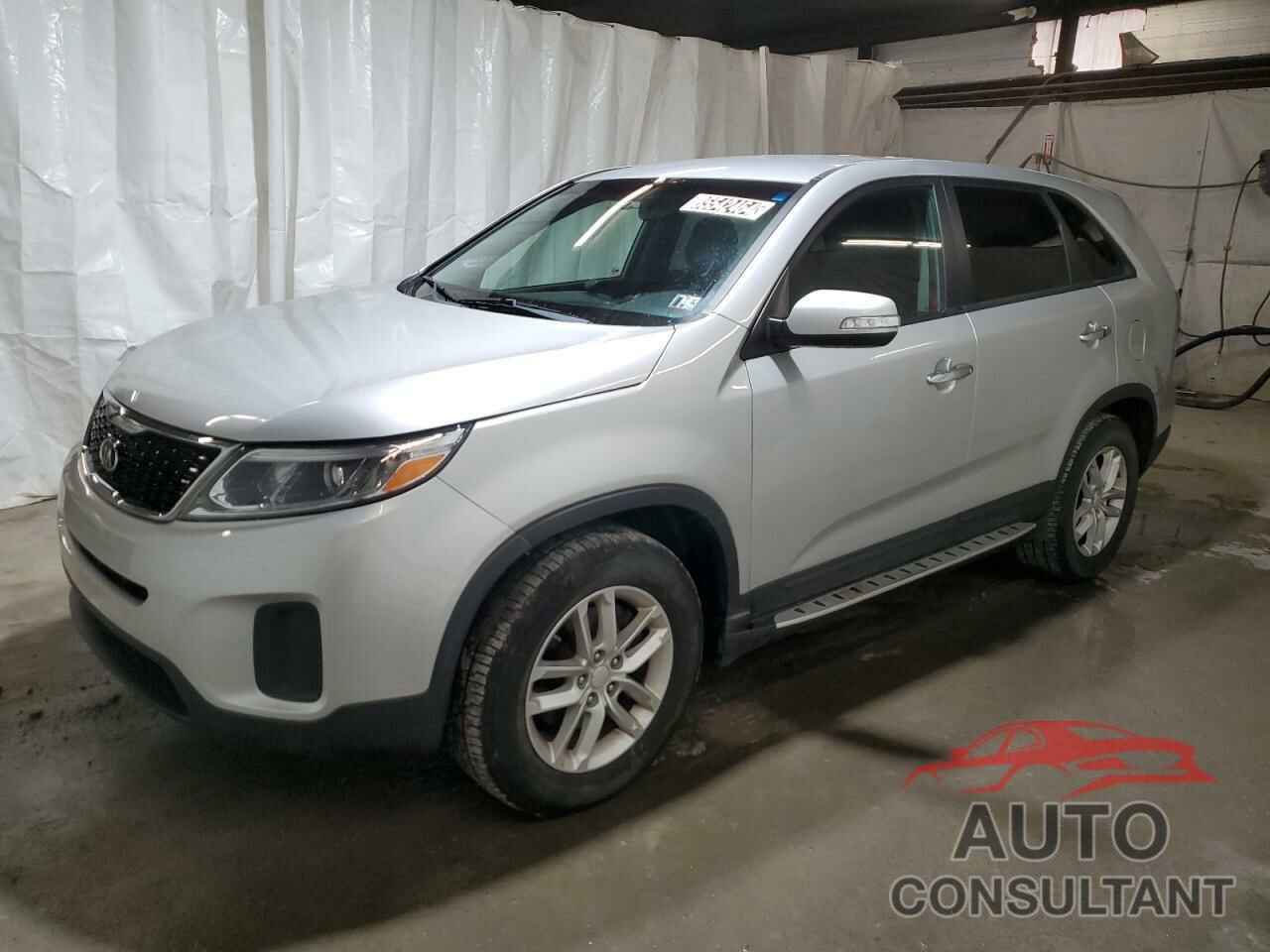 KIA SORENTO 2015 - 5XYKT3A68FG590164