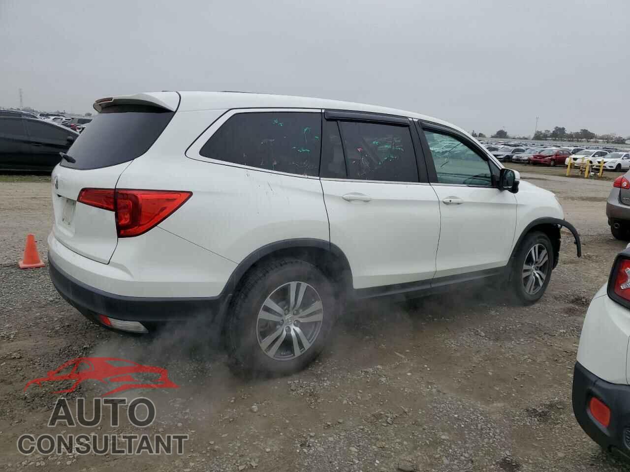 HONDA PILOT 2018 - 5FNYF5H59JB016523