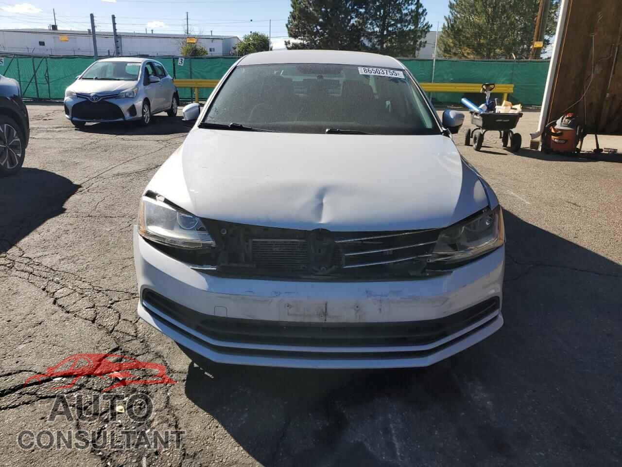 VOLKSWAGEN JETTA 2017 - 3VW2B7AJ0HM343576