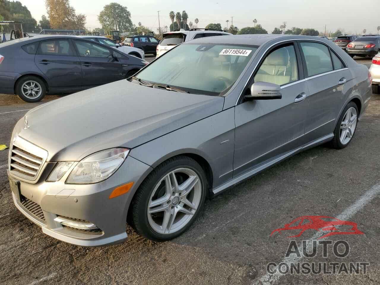 MERCEDES-BENZ E-CLASS 2012 - WDDHF5KB8CA569289