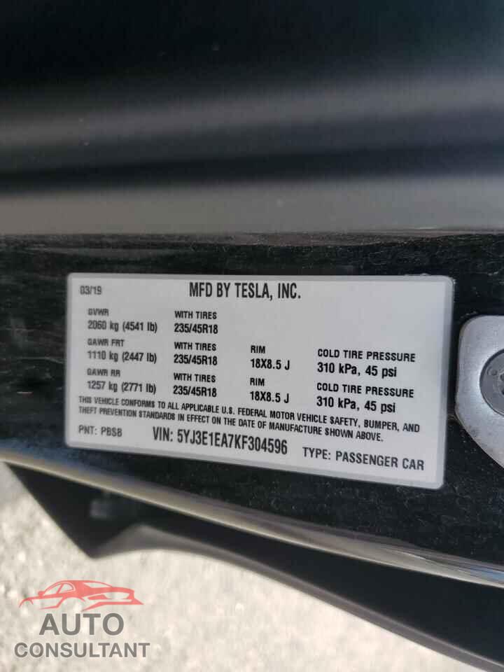 TESLA MODEL 3 2019 - 5YJ3E1EA7KF304596