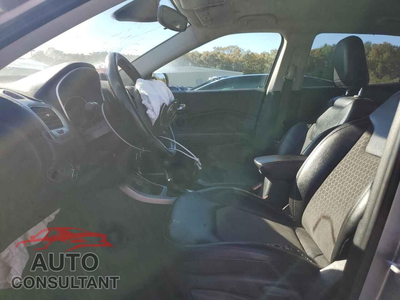 JEEP COMPASS 2018 - 3C4NJDBB0JT454066