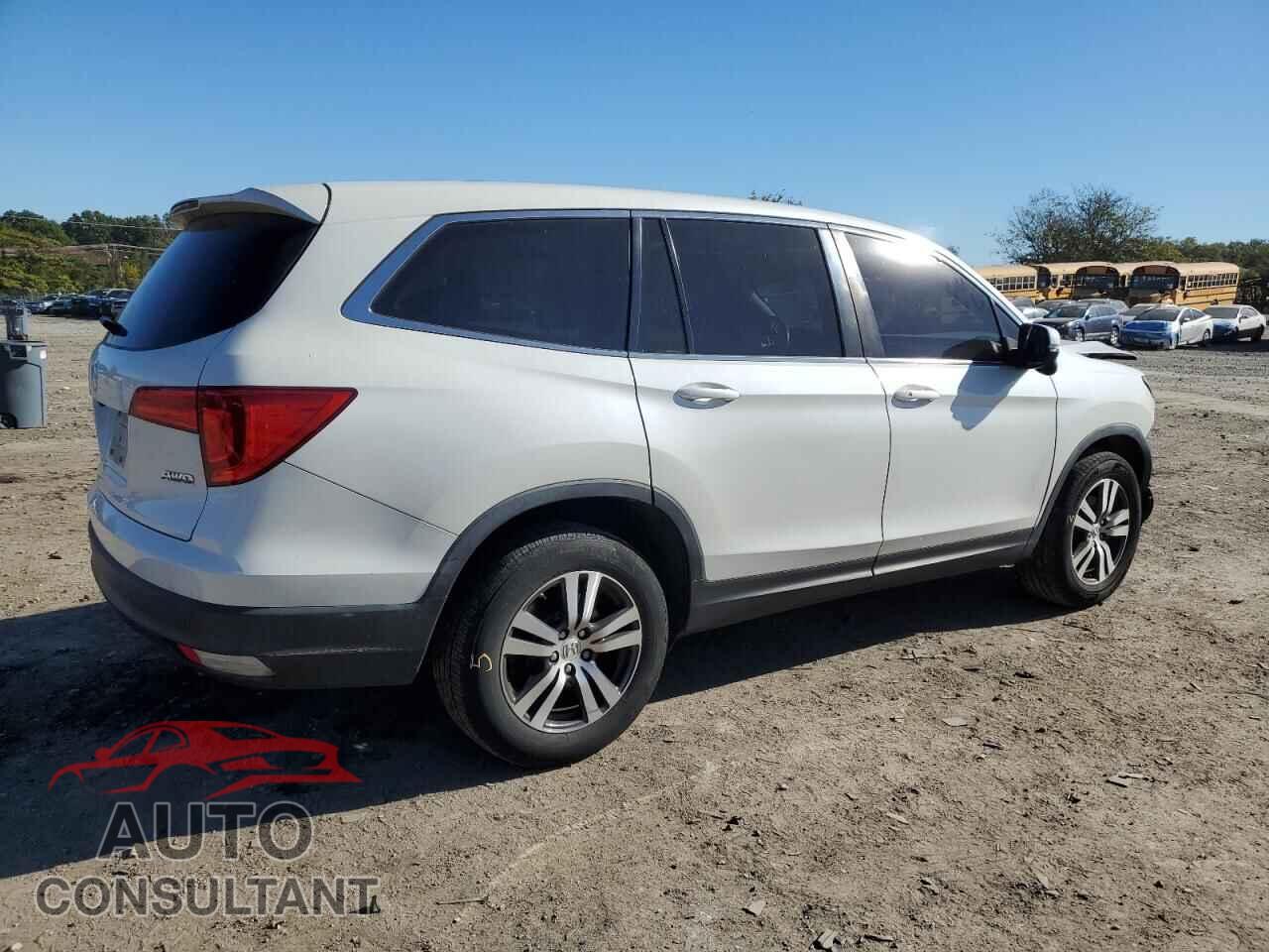 HONDA PILOT 2017 - 5FNYF6H62HB097180