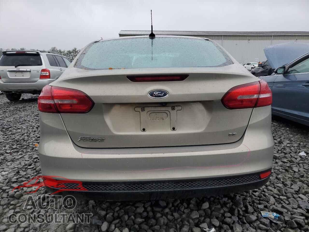 FORD FOCUS 2016 - 1FADP3F26GL239915