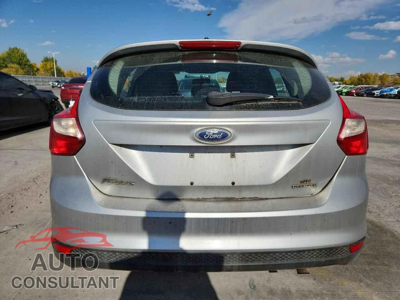 FORD FOCUS 2014 - 1FADP3K20EL461045