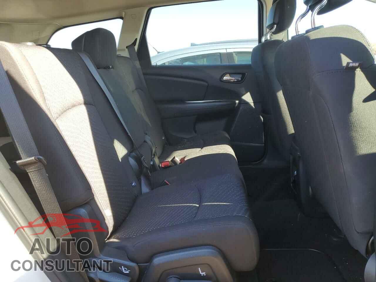 DODGE JOURNEY 2017 - 3C4PDCAB1HT560757