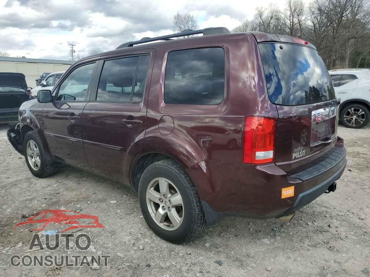 HONDA PILOT 2011 - 5FNYF4H50BB098573