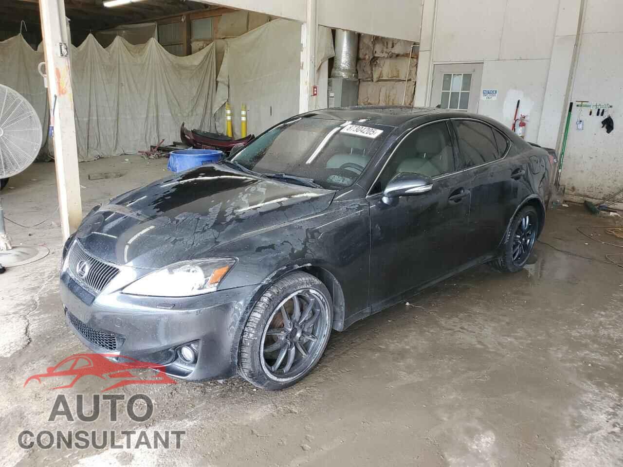 LEXUS IS 2011 - JTHCE5C28B5001569